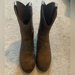 Ariat Size 8.5 Boots